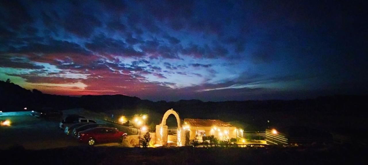Petra Wassaif Camp Hotel Wadi Musa Exterior foto