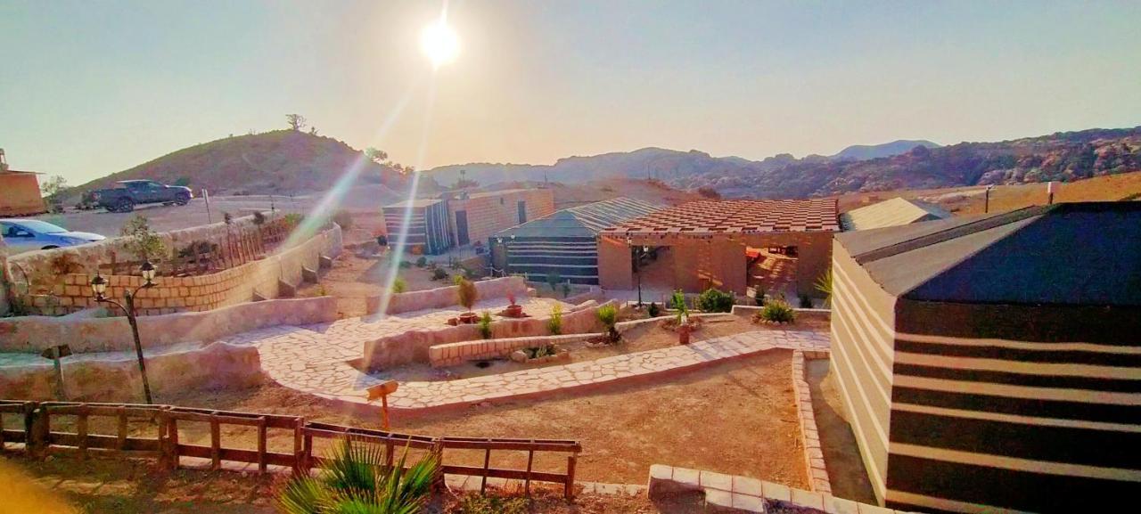Petra Wassaif Camp Hotel Wadi Musa Exterior foto